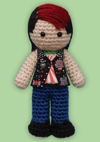 Crocheted doll amigurumi Schlatko from Hedwig and the Angry Inch
