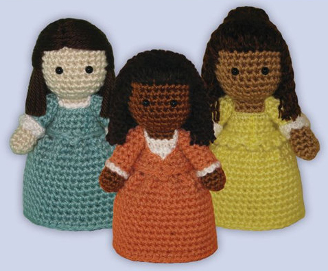 Crocheted dolls amigurumi Schulyer sisters from Hamilton